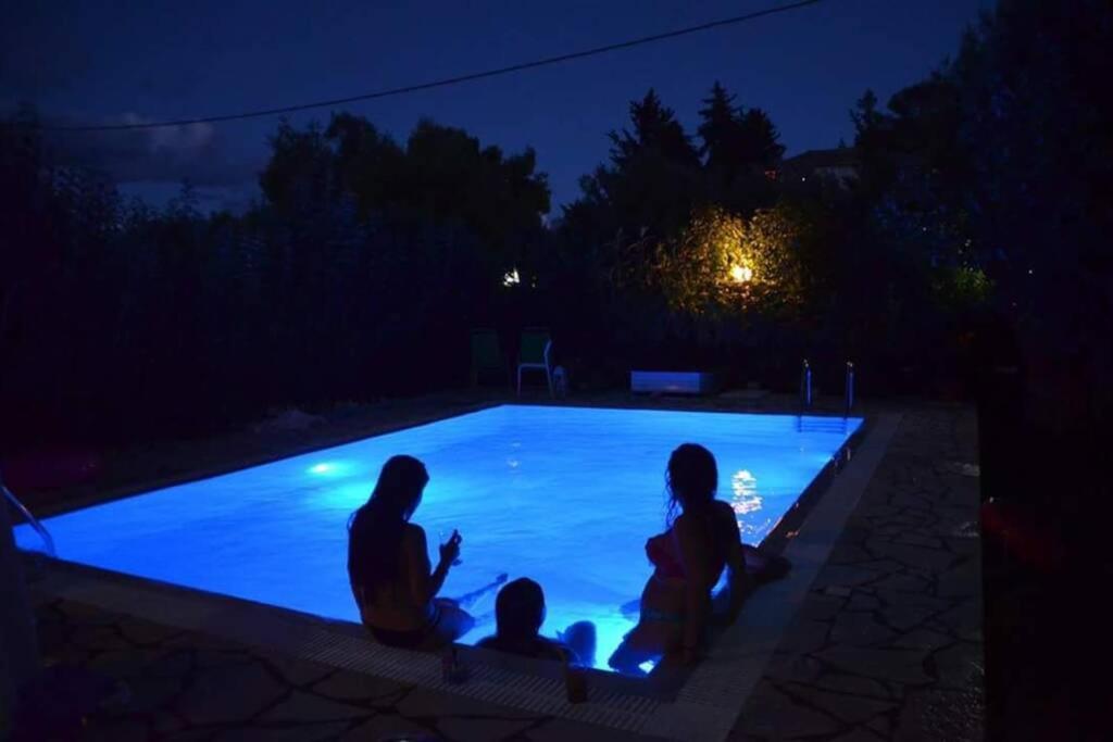 Villa Loula Lygia  Esterno foto